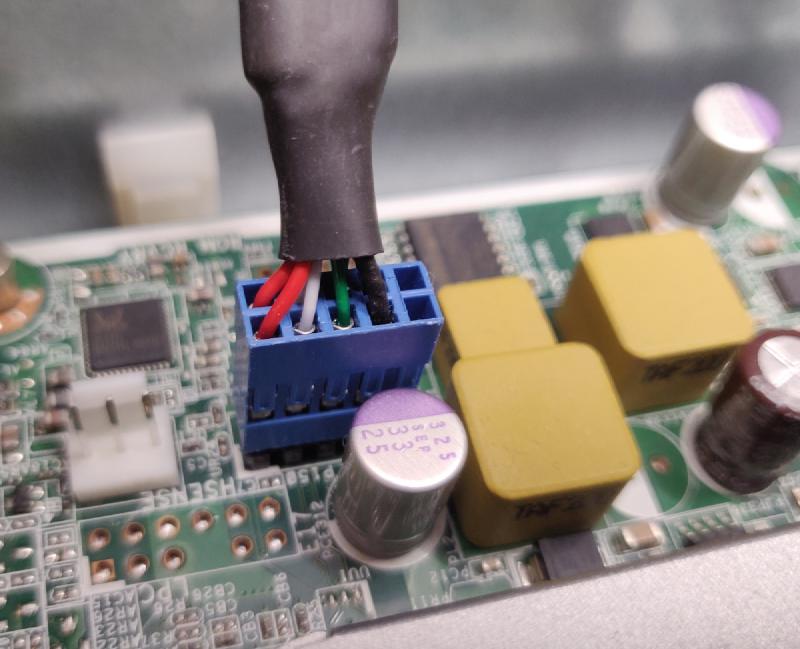 Interner USB-Anschluss